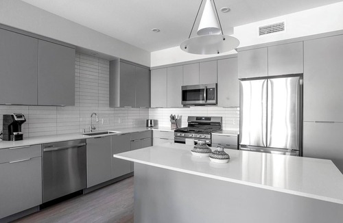 Rhodes Ranch Apartment | Landing | Beautiful 1BD, Gym, Courtyard