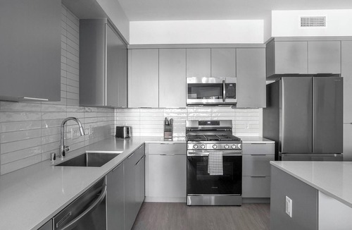 Rhodes Ranch Apartment | Landing | Beautiful 1BD, Gym, Courtyard