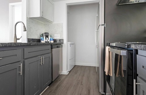Winston - Salem Apartment | Landing | Beautiful 2BD, Pool, Gym