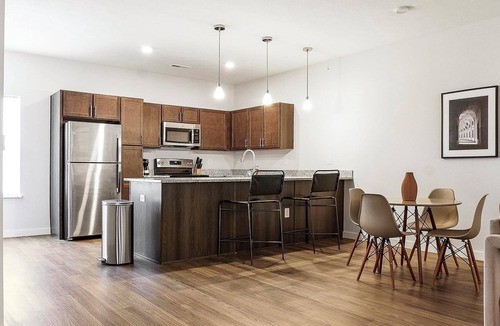 Cartersburg Apartment | Landing | Chic 1BD, Clubhouse, Gym
