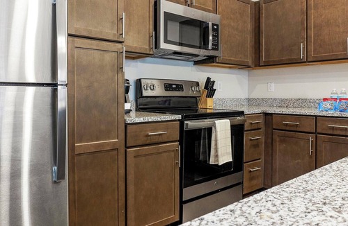 Cartersburg Apartment | Landing | Chic 1BD, Clubhouse, Gym