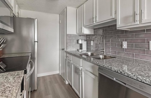 Southside Apartment | Landing | Chic 1BD, Clubhouse, Pool