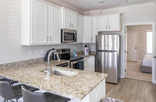 Huntsville Apartment | Landing | Chic 1BD, Clubhouse, Courtyard