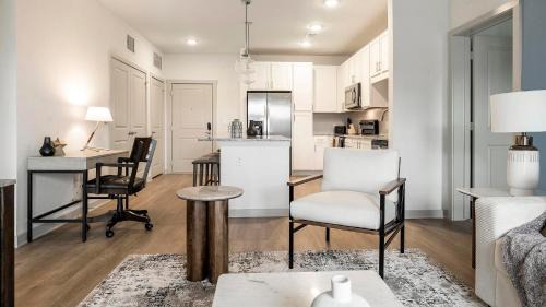 Candler Apartment | Landing Chic 1BD Clubhouse Pool