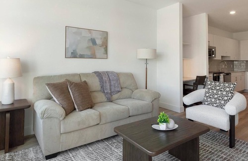 Firestone Apartment | Landing | Chic 1BD, Clubhouse, Gym