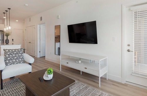 Firestone Apartment | Landing | Chic 1BD, Clubhouse, Gym