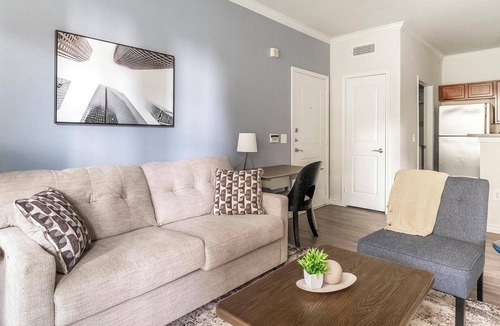 Barker Apartment | Landing | Chic 1BD, Clubhouse, Gym