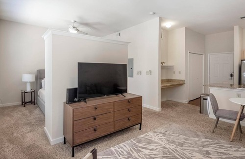 New Pathways Apartment | Landing | Chic 1BD, Clubhouse, Gym