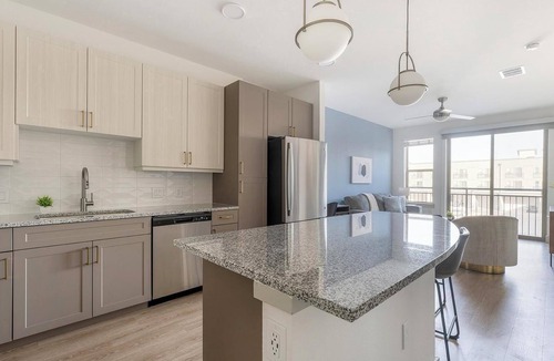 Scofield Farms Apartment | Landing | Chic 1BD, Clubhouse, Gym