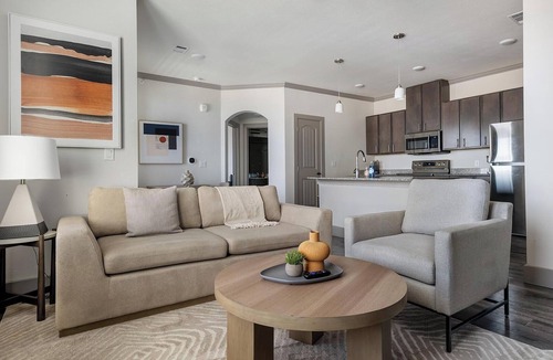 Manor Apartment | Landing | Chic 1BD, Clubhouse, Gym