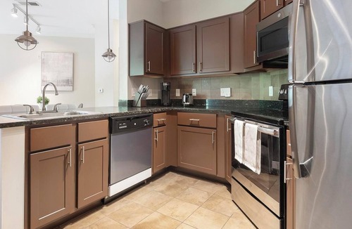 Chillum Apartment | Landing | Chic 1BD, Courtyard, Pool