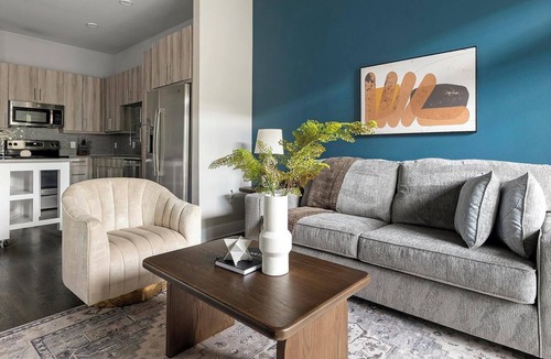 Montopolis Apartment | Landing | Chic 1BD, Courtyard, Pool