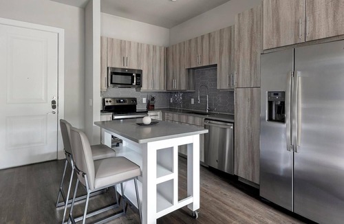 Montopolis Apartment | Landing | Chic 1BD, Courtyard, Pool