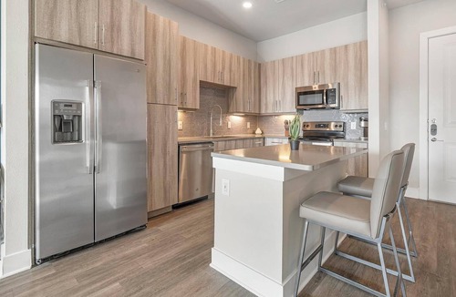 Montopolis Apartment | Landing | Chic 1BD, Courtyard, Pool