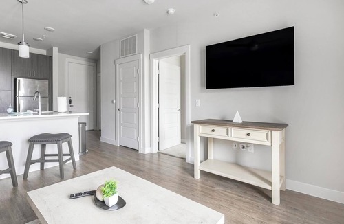 Euless Apartment | Landing | Chic 1BD, Game Room, Gym