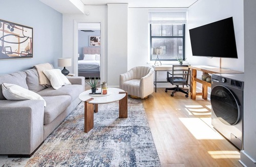 Financial District Apartment | Landing | Chic 1BD, Gym, Game Room