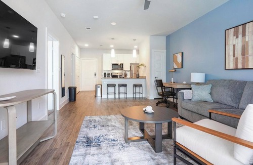 Far North Central Apartment | Landing | Chic 1BD, Gym