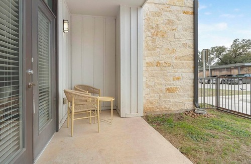 Far North Central Apartment | Landing | Chic 1BD, Gym