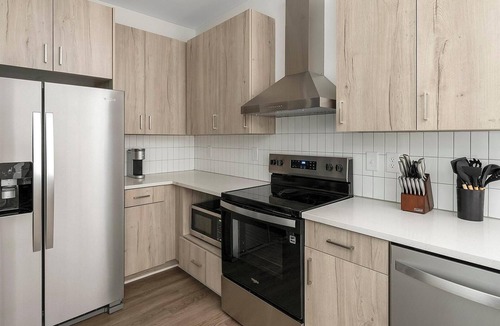 Sand Ridge Apartment | Landing | Chic 1BD, Gym, Clubhouse