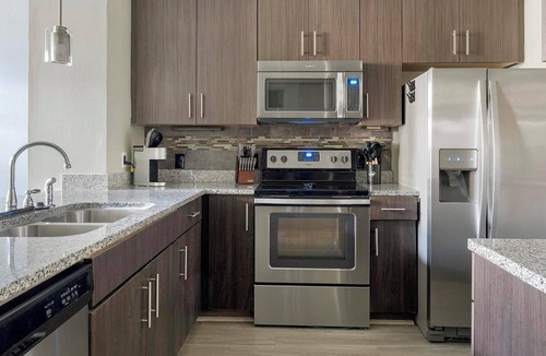 Westchase Apartment | Landing | Chic 1BD, Gym, Clubhouse