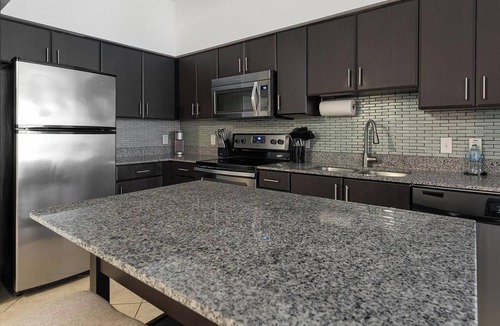 Miramar Apartment | Landing | Chic 1BD, Gym, Clubhouse