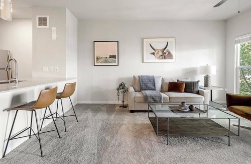 Austin Apartment | Landing | Chic 1BD, Gym, Clubhouse