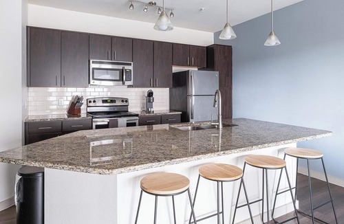 FM 1960 Apartment | Landing | Chic 1BD, Gym, Game Room