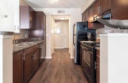 Germantown Apartment | Landing | Chic 1BD, Gym, Pool