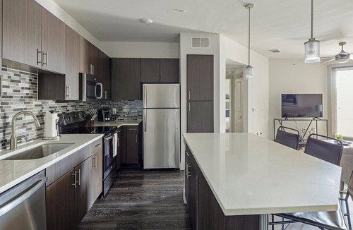 Vickery Meadow Apartment | Landing | Chic 1BD, Gym, Pool
