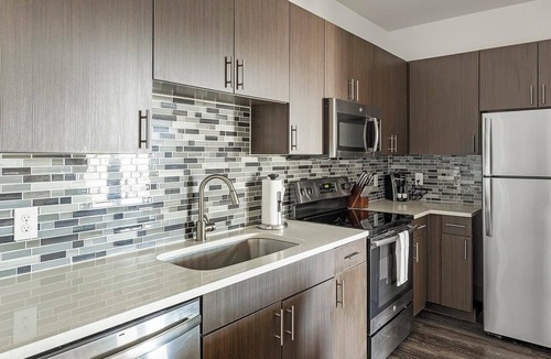Vickery Meadow Apartment | Landing | Chic 1BD, Gym, Pool