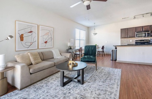 Fort Worth Apartment | Landing | Chic 1BD, Gym, Rooftop Lounge