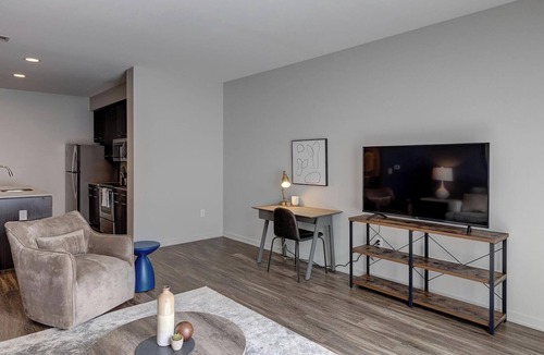 Grove City Apartment | Landing | Chic 1BD, Gym, Yoga Studio