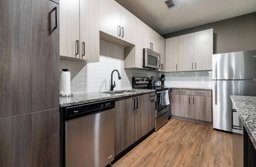 Tropic Apartment | Landing | Chic 1BD, Gym, Courtyard