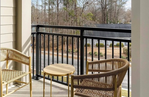 Southeast Raleigh Apartment | Landing | Chic 1BD, Gym, Yoga Studio