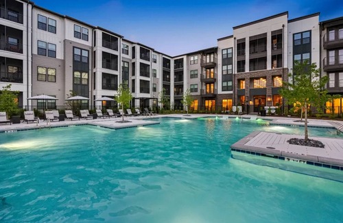 Belville Apartment | Landing | Chic 1BD in Westport