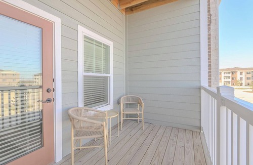 San Marcos Apartment | Landing | Chic 1BD, Pool, Gym