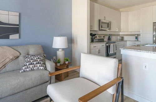 Conroe Apartment | Landing | Chic 1BD, Pool, Clubhouse
