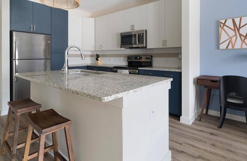 Conroe Apartment | Landing | Chic 1BD, Pool, Clubhouse