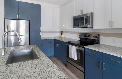 Conroe Apartment | Landing | Chic 1BD, Pool, Clubhouse