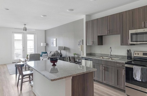 Garland Apartment | Landing | Chic 1BD, Pool, Gym