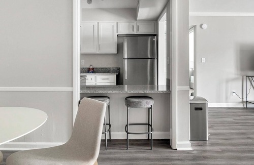 Homewood Apartment | Landing | Chic 1BD, Pool, Clubhouse