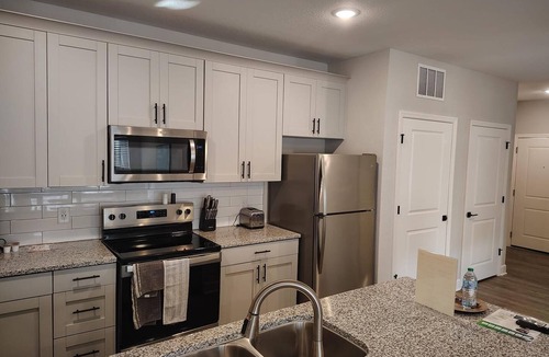 Newberry Apartment | Landing | Chic 1BD, Pool, Gym