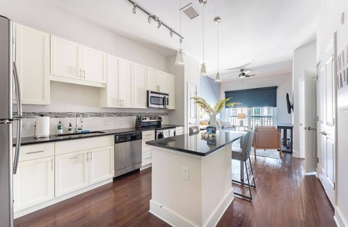 Central Business District Apartment | Landing | Chic 1BD, Rooftop Lounge, Gym