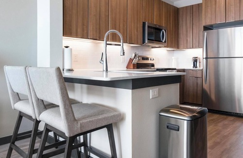 Buda Apartment | Landing | Chic 1BD, Rooftop Lounge, Clubhouse