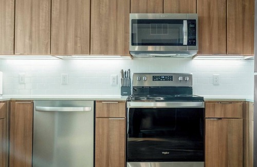 Buda Apartment | Landing | Chic 1BD, Rooftop Lounge, Clubhouse