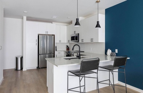 Civic Center Apartment | Landing | Chic 1BD, Rooftop Lounge, Gym