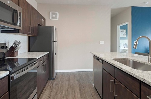 New Braunfels Apartment | Landing | Chic 1BD, Gym, Pool