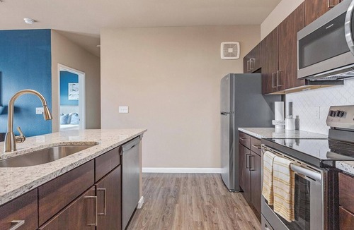 New Braunfels Apartment | Landing | Chic 1BD, Gym, Pool
