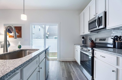Port Wentworth Apartment | Landing | Chic 1BD, Pool, Clubhouse