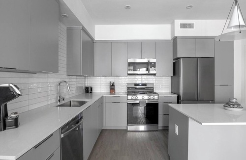 Rhodes Ranch Apartment | Landing | Chic 1BD, Gym, Pool